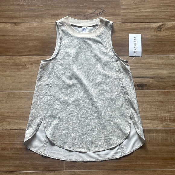 NWT Athleta Zephyr Print Tank T VPGR - Picture 3 of 10